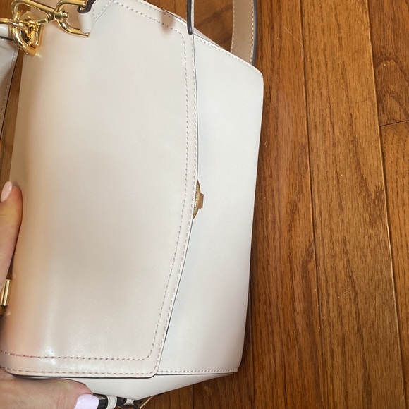 Michael Kors Blush Leather Handbag very good condition Medium - Picture 2 of 10